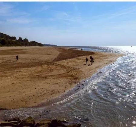 Avec Piscine Pres De Honfleur Apartamento Équemauville