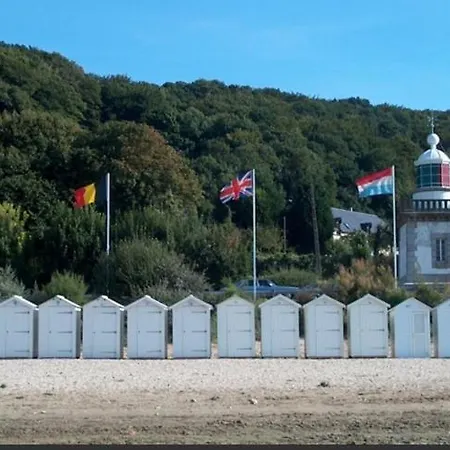Avec Piscine Pres De Honfleur דירה Équemauville