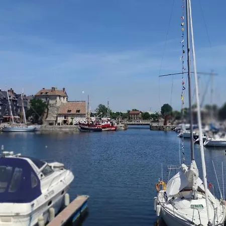 Avec Piscine Pres De Honfleur Équemauville